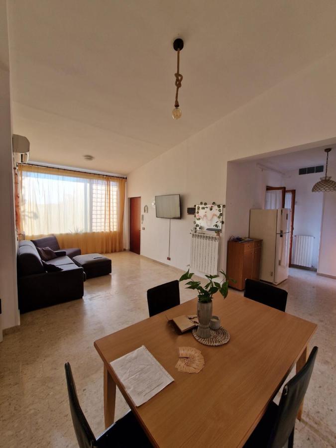 Villa Old Fisherman'S Taranto Luaran gambar