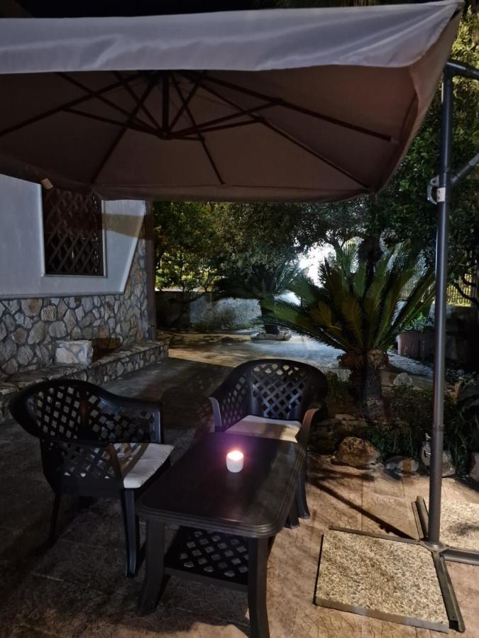Villa Old Fisherman'S Taranto Luaran gambar